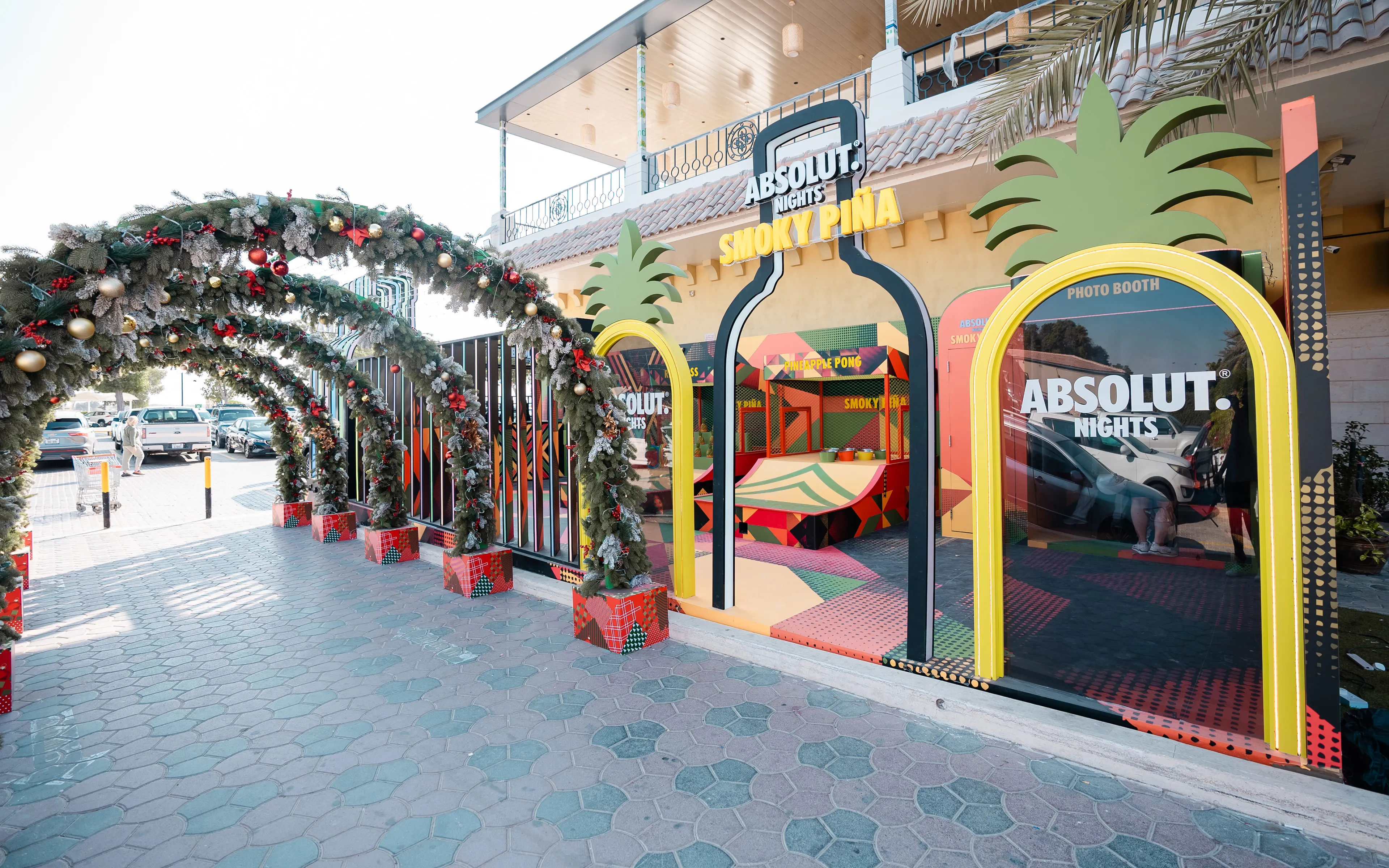 ABSOLUT SMOKY PIÑA TAKE A SHOT XPERIENCE