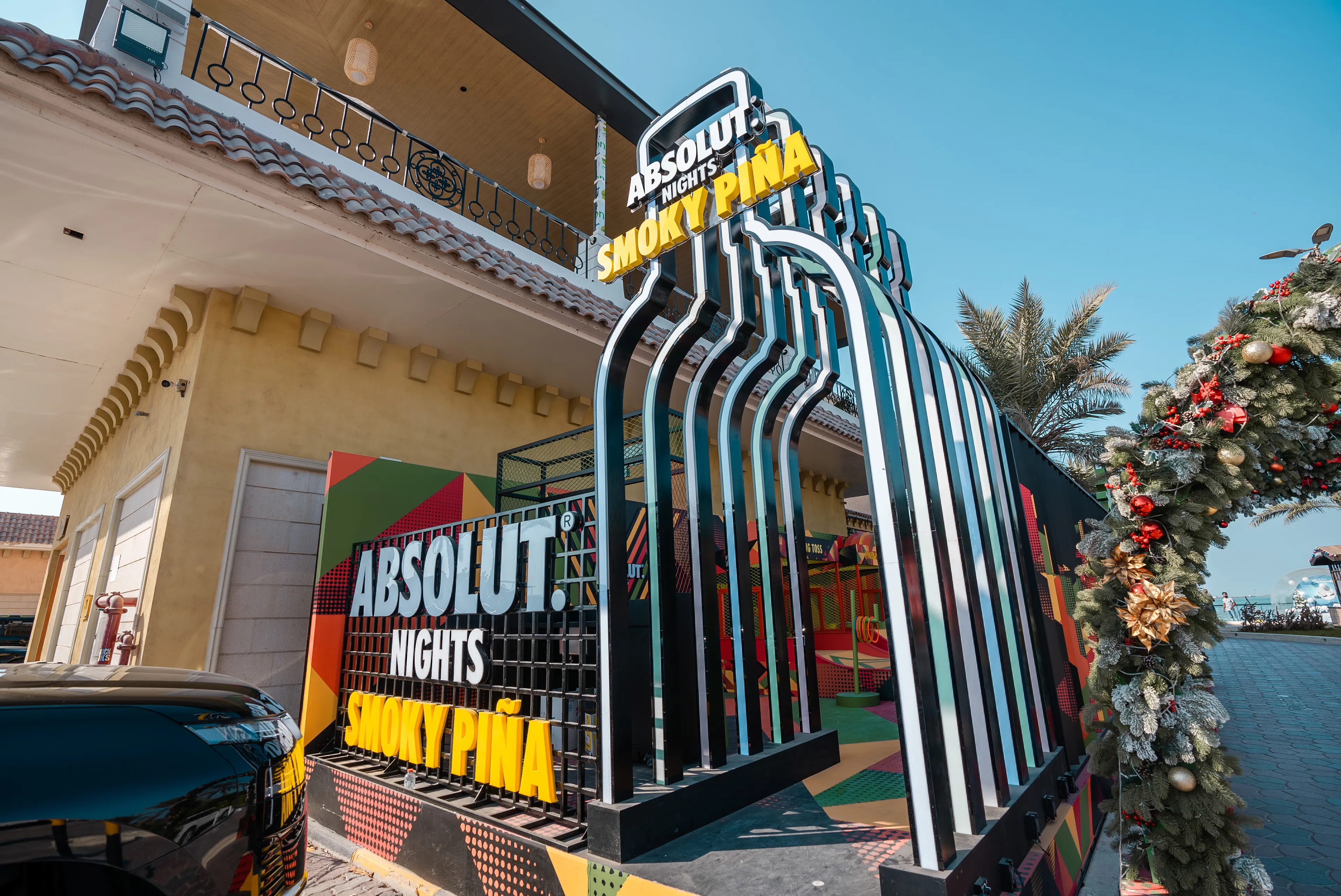 ABSOLUT SMOKY PIÑA TAKE A SHOT XPERIENCE